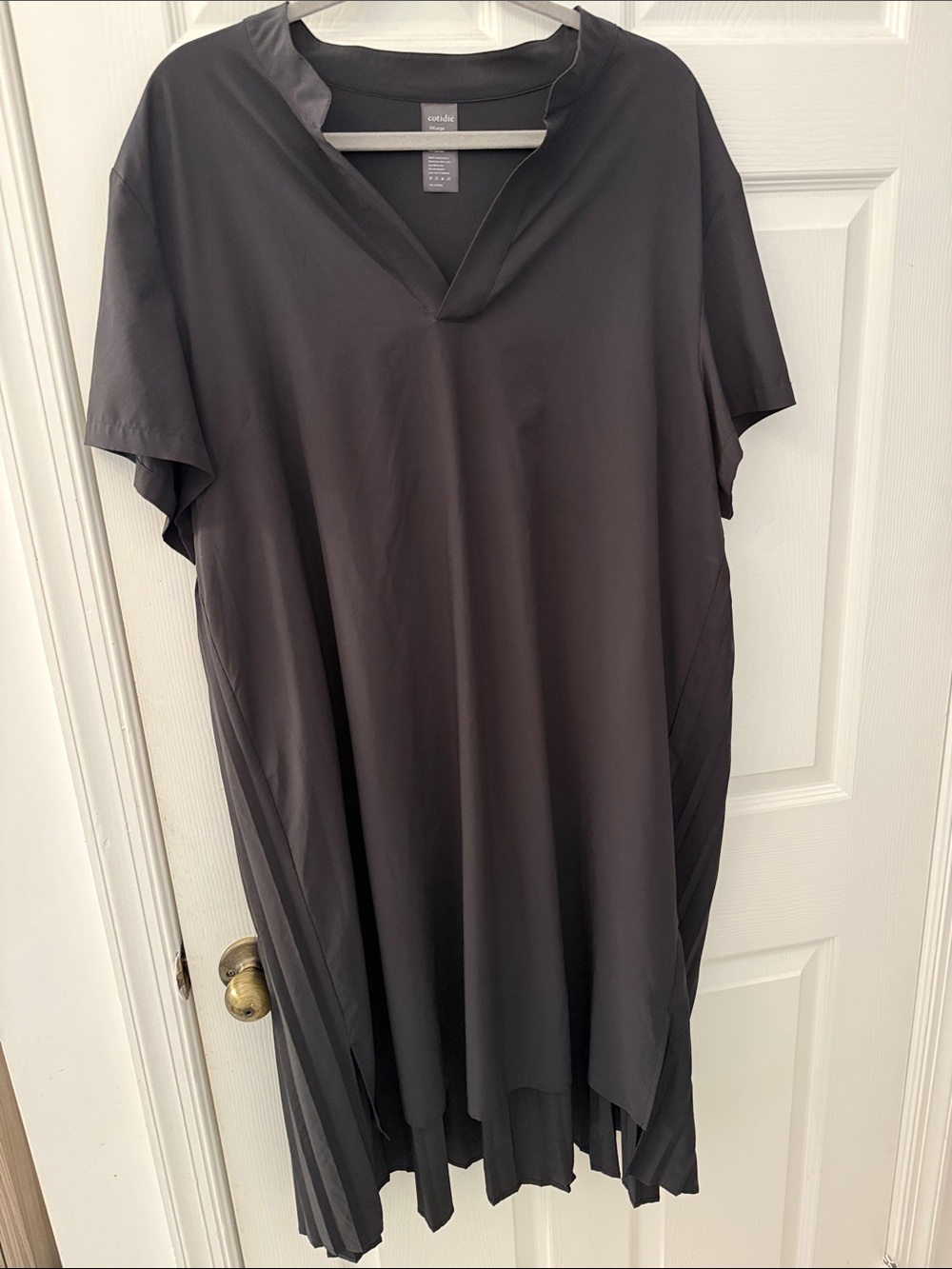 EILEEN FISHER Black Midi V-Neck Dress